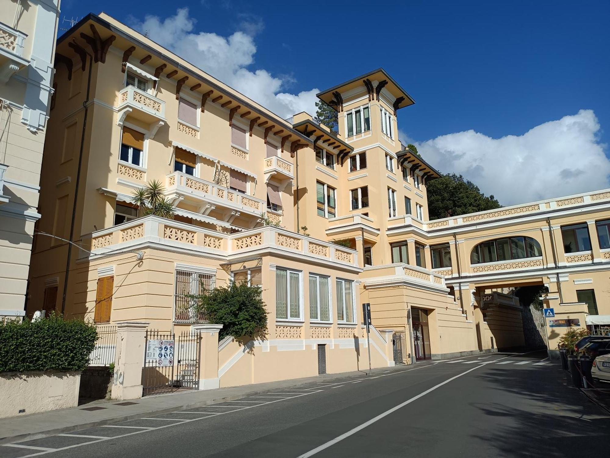 Il Faro Dei Poeti Apartment Lerici Exterior foto